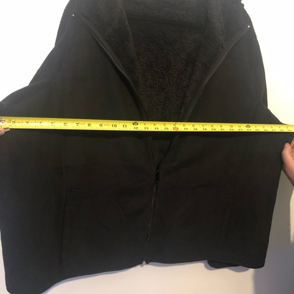 Reversible furry hoodie - Picture 7 of 7